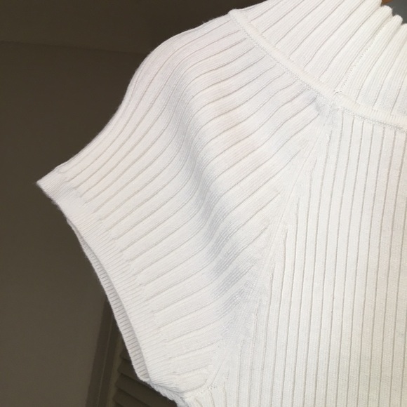 Events Cream Rib Knit Boat Neck S/S Top NWOT Size L - Picture 11 of 12